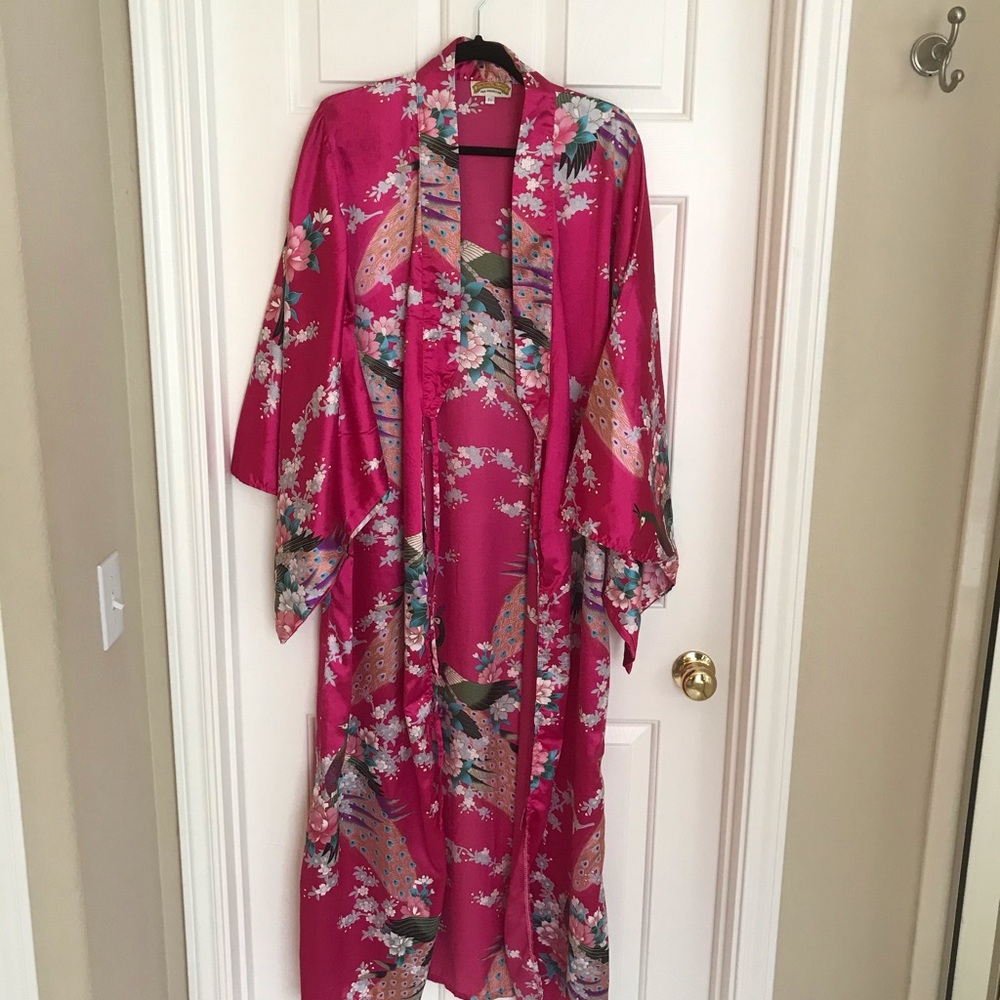 Fuscia Floral Satin Kimono